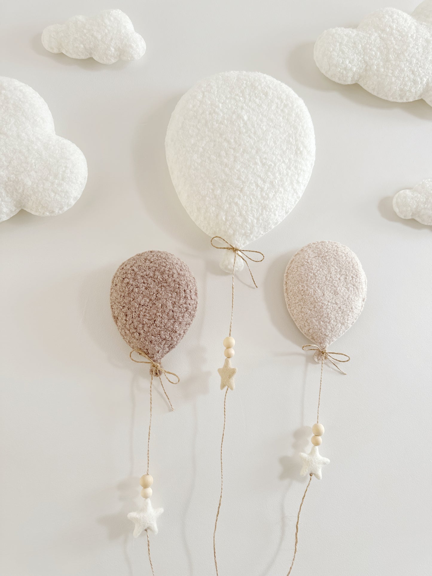 Balloons & Clouds Wall Display Set - 3 Balloons - XL Elephant - Ivory, Ecru & Taupe Bouclé Balloon Mix