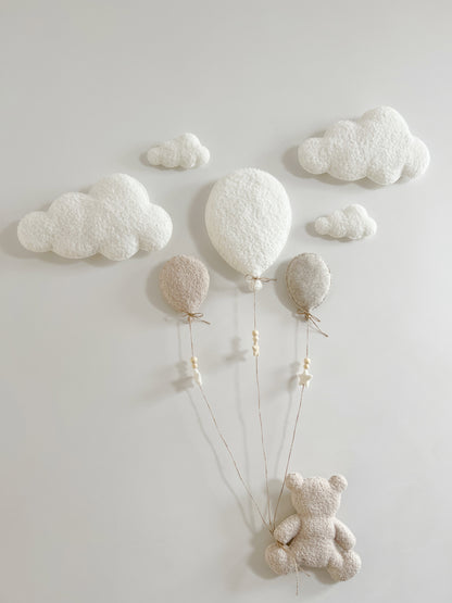 Balloons & Clouds Wall Display Set - 3 Balloons mix in Ivory Bouclé, Ecru Bouclé & Oatmeal Felt - Large Teddy Bear