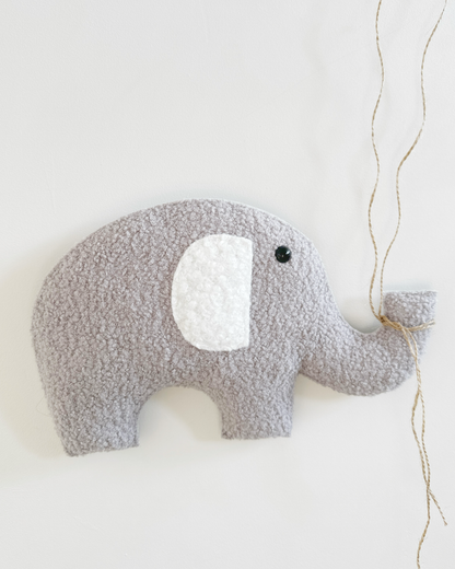 Balloons & Clouds Wall Display Set - 2 Balloons, XL Elephant - Ivory & Light Grey Bouclé