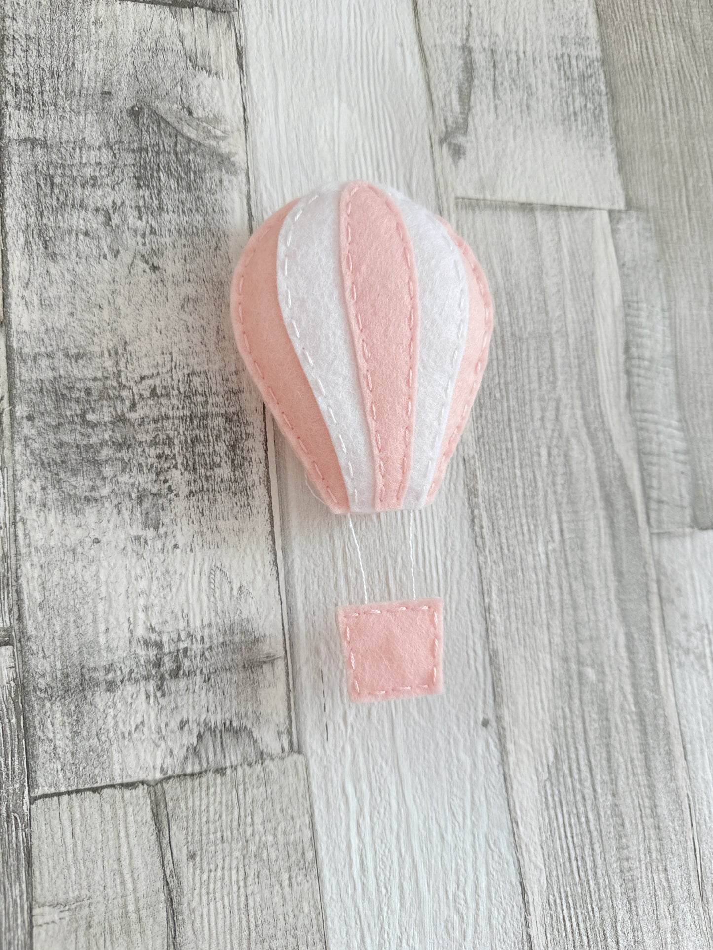 Small Layered Felt Hot Air Balloon Wall Hanging Decoration