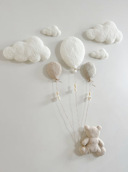 Balloons & Clouds Wall Display Set - 3 Balloons mix in Ivory Bouclé, Ecru Bouclé & Oatmeal Felt - Large Teddy Bear