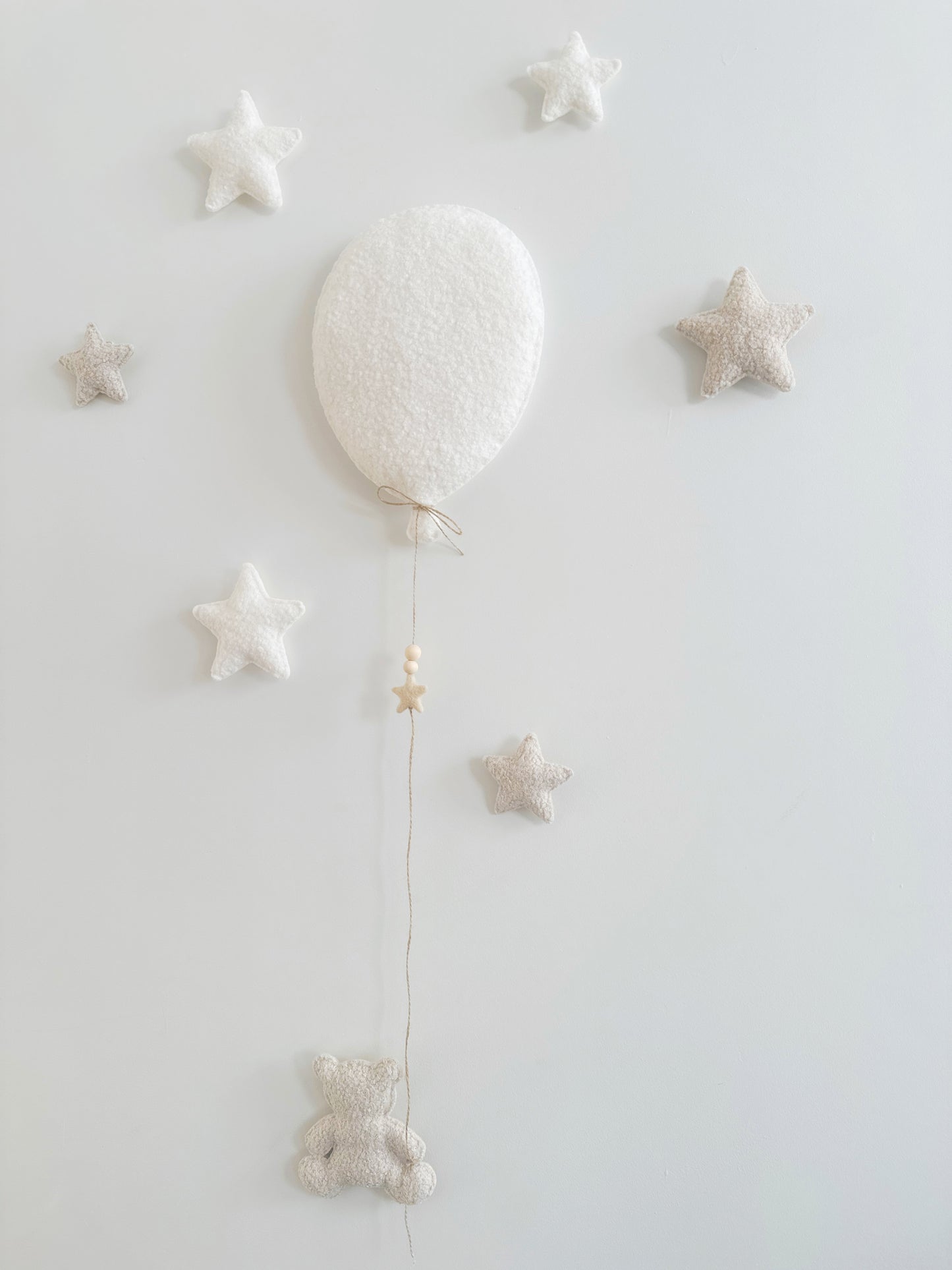 Balloon & Stars Wall Display Set  - Small Teddy Bear - Ivory & Ecru Bouclé