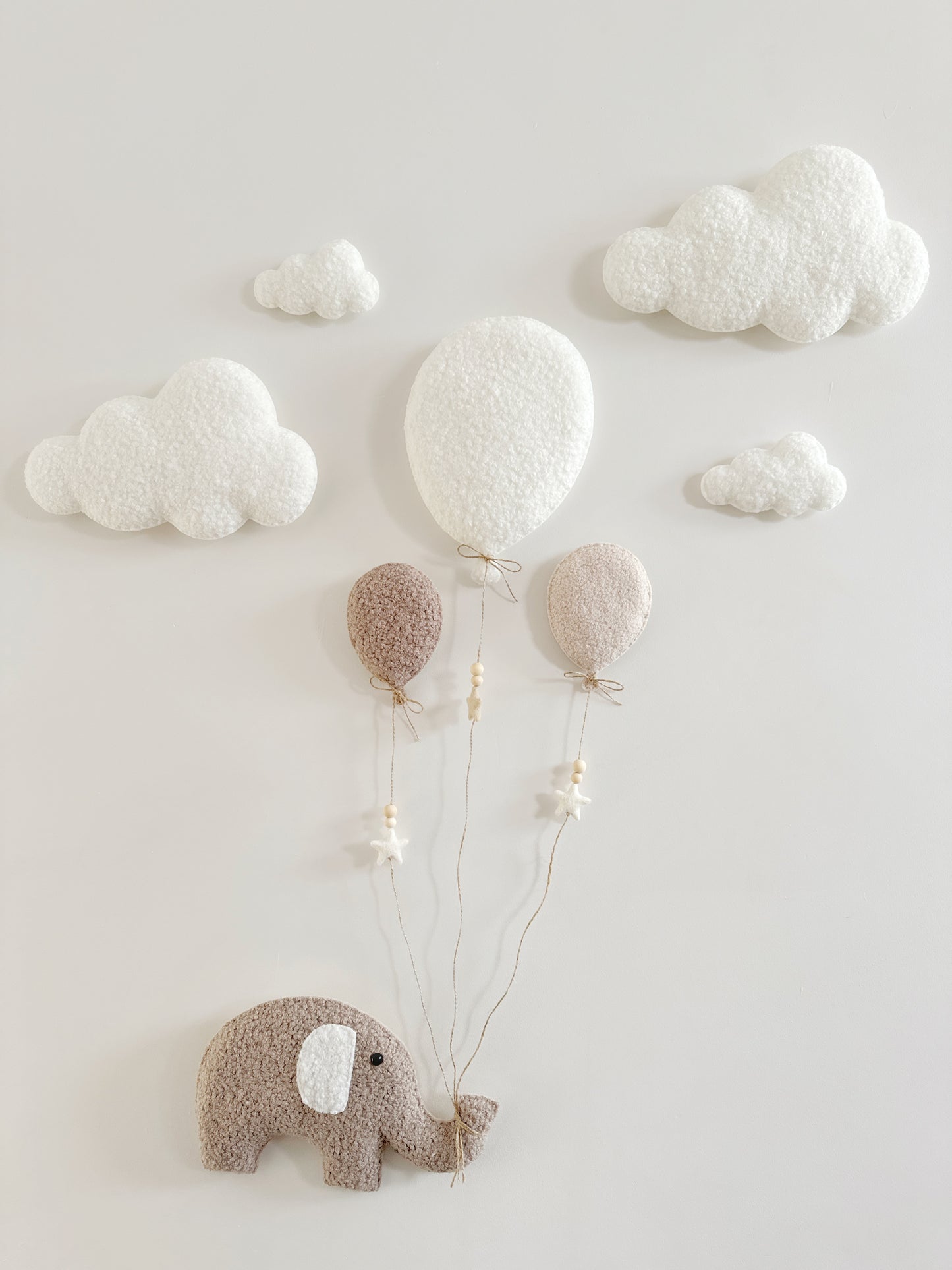 Balloons & Clouds Wall Display Set - 3 Balloons - XL Elephant - Ivory, Ecru & Taupe Bouclé Balloon Mix