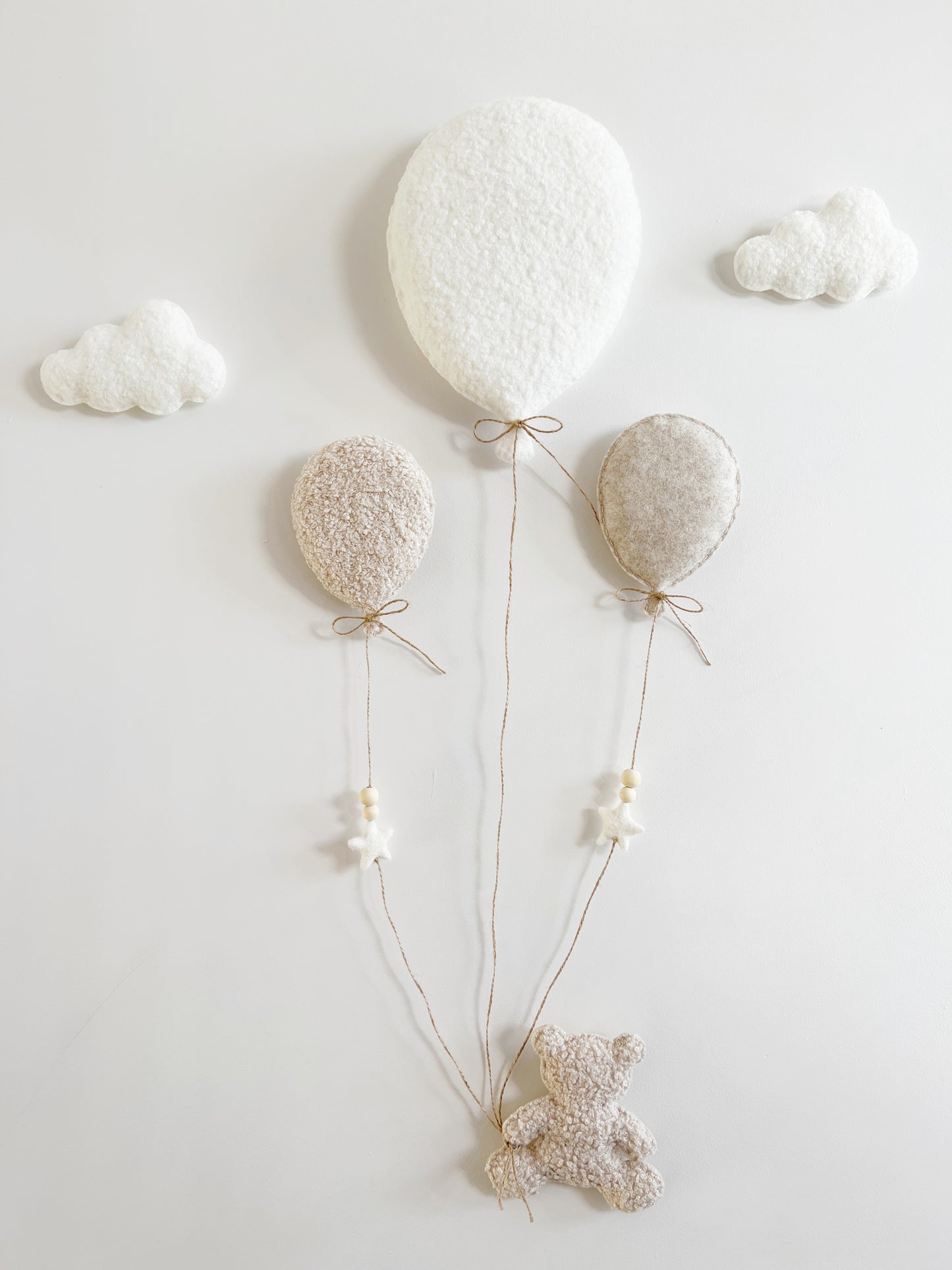 Balloons & Clouds Wall Display Set - 6 piece set - 3 balloons - Small Teddy Bear - Ivory & Ecru Bouclé