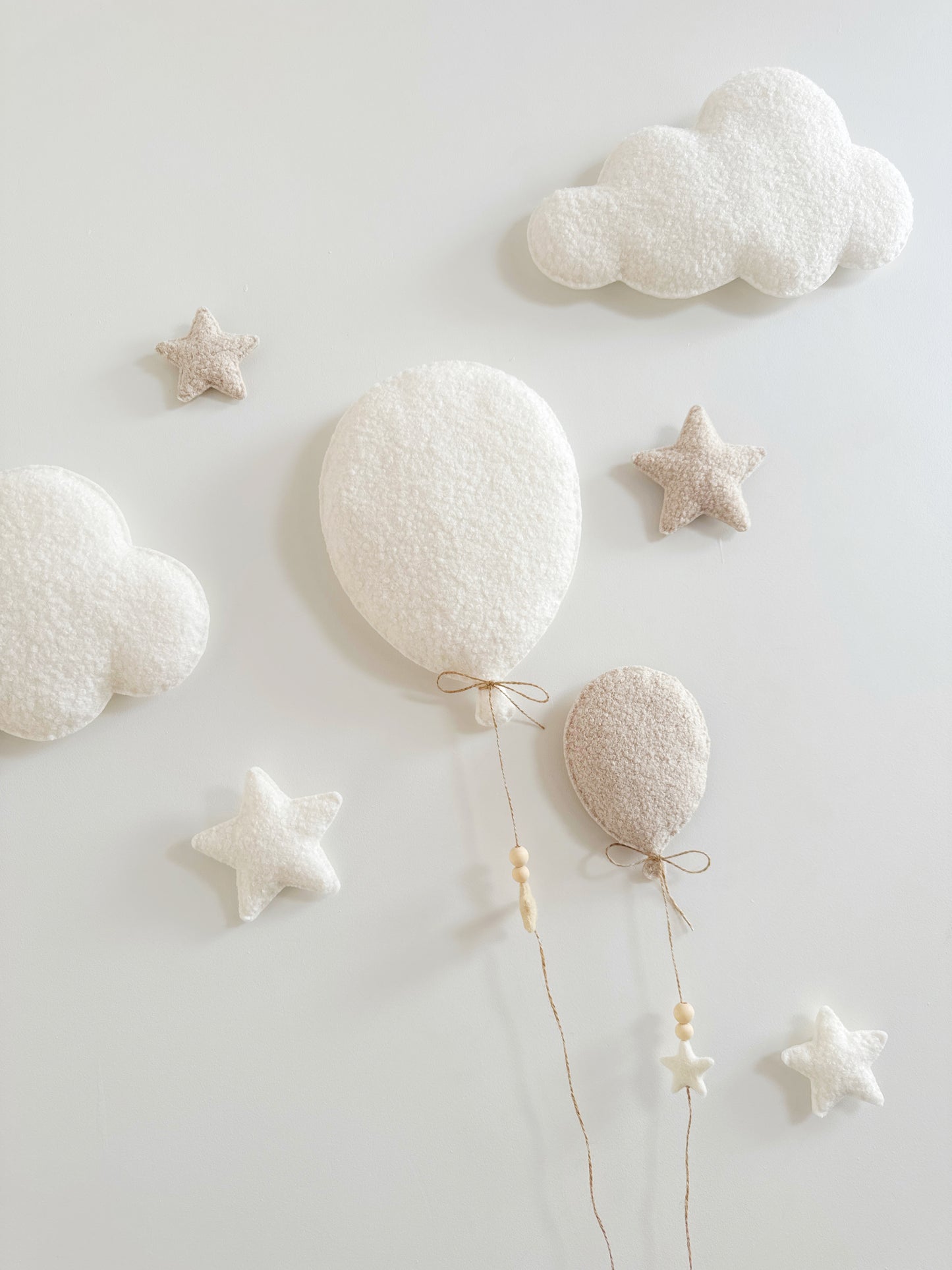 Balloons, Clouds & Stars Wall Display Set - 2 Balloons - Small Teddy Bear - Ivory & Ecru Bouclé