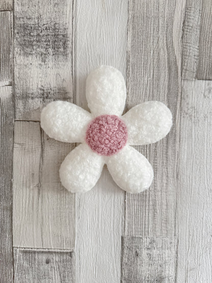 Medium Individual Bouclé Daisy Wall Decoration