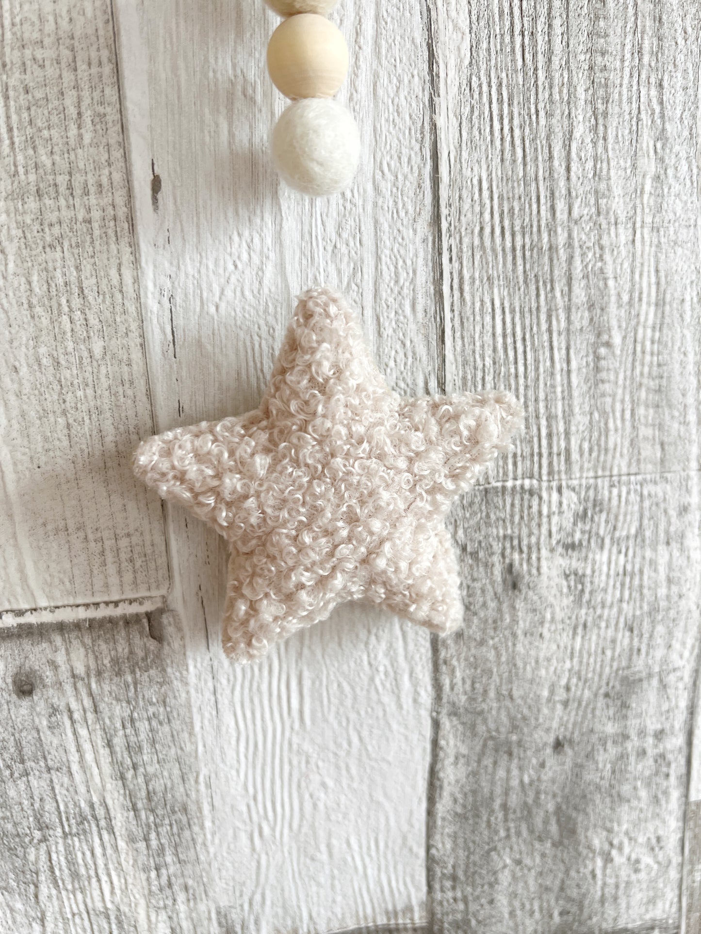 Bouclé Stars Hanging Decoration - 2 Stars